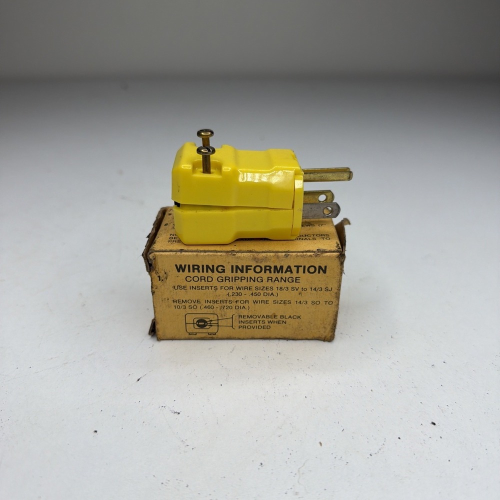 Hubbell 5965VY Electrical Plug (male)